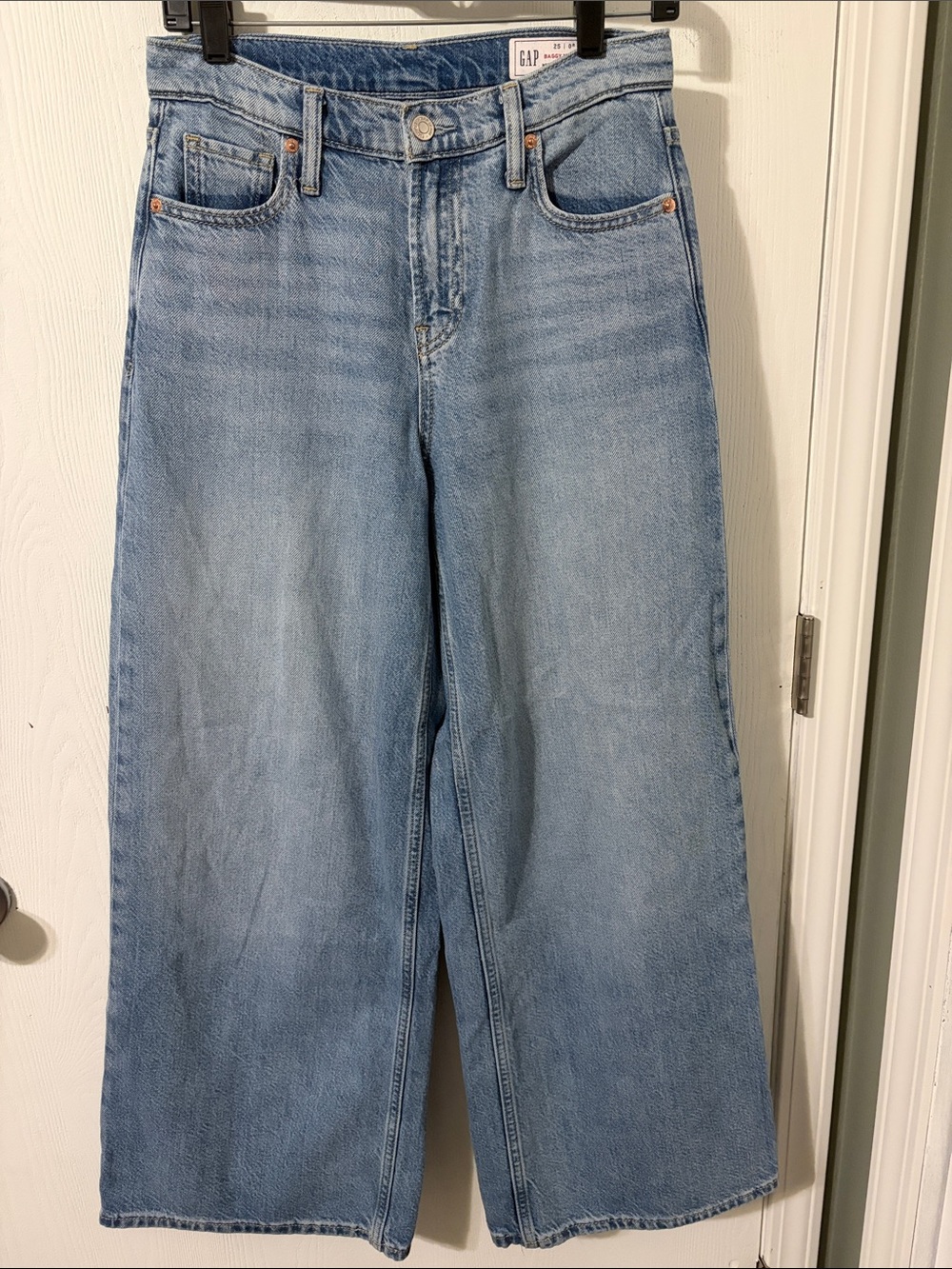 NWOT GAP Baggy Mid-Rise Ultra Denim Soft Light Wash Jeans Y2K 90s Size 25/0 - Picture 3 of 10